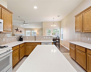 3912 Links Ln - Photo Thumbnail 22