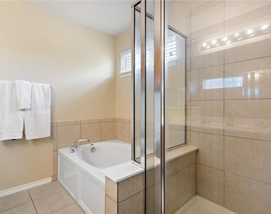 3912 Links Ln - Photo Thumbnail 27