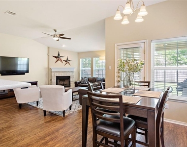3912 Links Ln - Photo Thumbnail 25