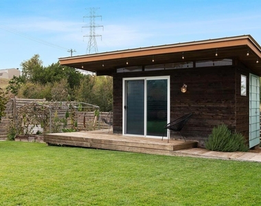 5725 Toscana Ave - Photo Thumbnail 25