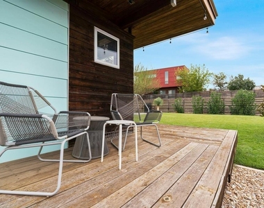 5725 Toscana Ave - Photo Thumbnail 24
