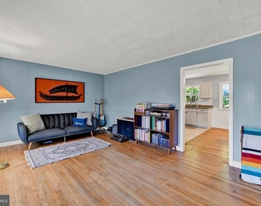 2019 S Fountain Green Road - Photo Thumbnail 5