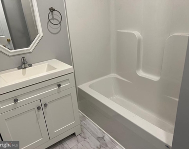 4013 Gill Avenue - Photo Thumbnail 1