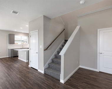 424 San Gabriel River Rd - Photo Thumbnail 6