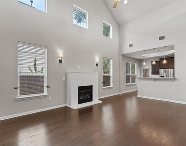 7709 Menchaca Rd - Photo Thumbnail 3