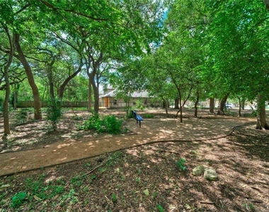 7709 Menchaca Rd - Photo Thumbnail 32