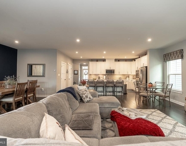 508 Ladywell Street - Photo Thumbnail 26