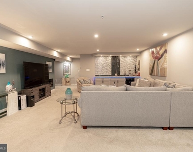 508 Ladywell Street - Photo Thumbnail 46