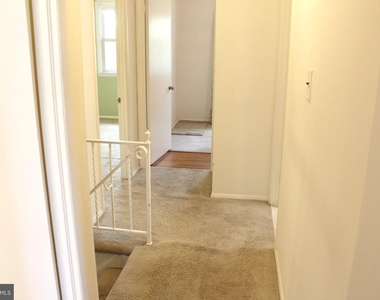 1120 Linkside Drive - Photo Thumbnail 5