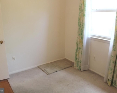 1120 Linkside Drive - Photo Thumbnail 12