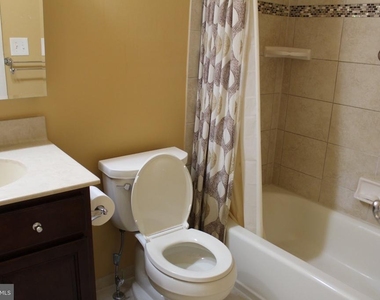 1120 Linkside Drive - Photo Thumbnail 9