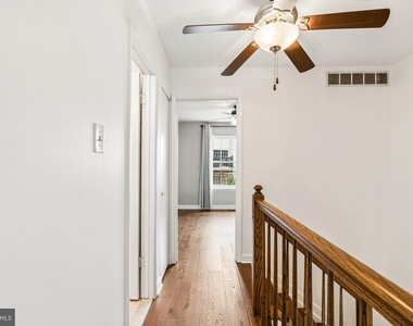 3820 Rolling Way - Photo Thumbnail 28