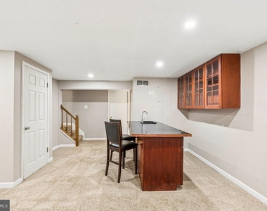 3820 Rolling Way - Photo Thumbnail 36