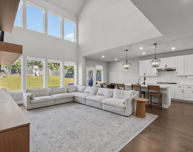 1317 Highwater Dr - Photo Thumbnail 10