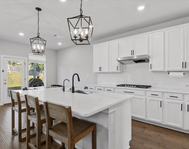 1317 Highwater Dr - Photo Thumbnail 12