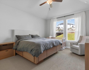 1317 Highwater Dr - Photo Thumbnail 16