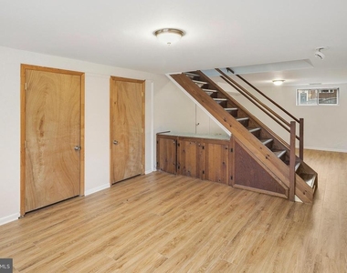 926 Regina Drive - Photo Thumbnail 19