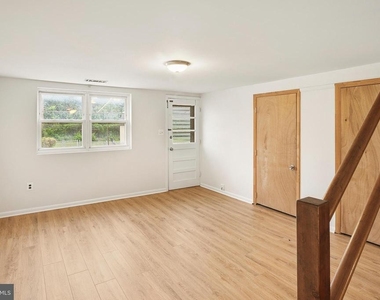 926 Regina Drive - Photo Thumbnail 20