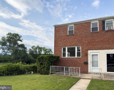 926 Regina Drive - Photo Thumbnail 1
