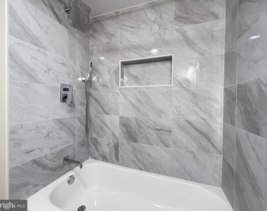 1102-b Carroll Street - Photo Thumbnail 22