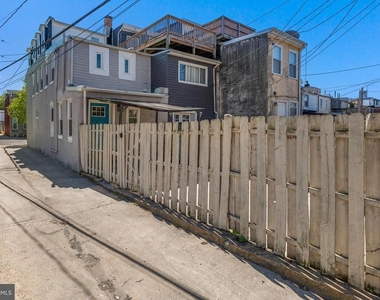 1102-b Carroll Street - Photo Thumbnail 38