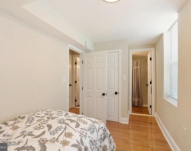 1102-b Carroll Street - Photo Thumbnail 25