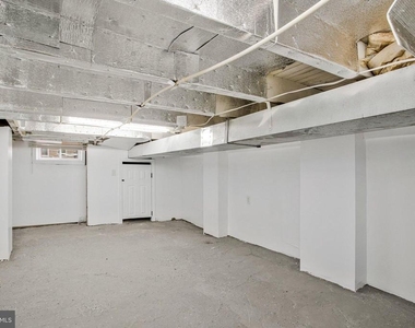 1102-b Carroll Street - Photo Thumbnail 33