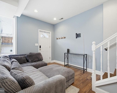 1429 Olive Street - Photo Thumbnail 1