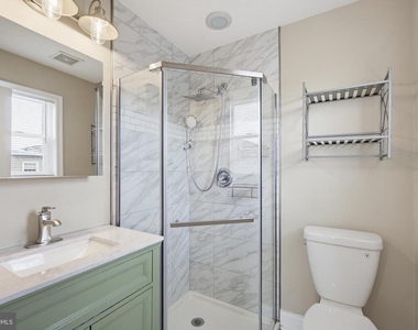 1429 Olive Street - Photo Thumbnail 19