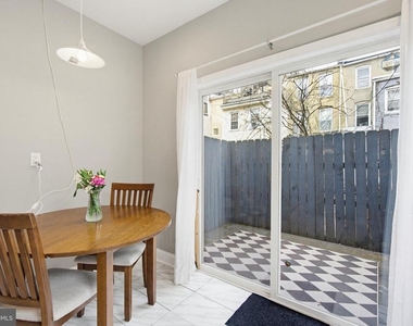 1429 Olive Street - Photo Thumbnail 6