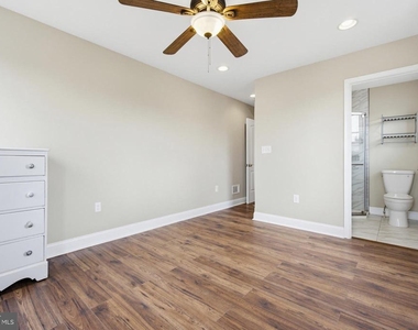 1429 Olive Street - Photo Thumbnail 18