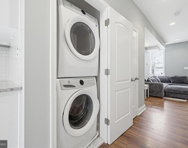 1429 Olive Street - Photo Thumbnail 8