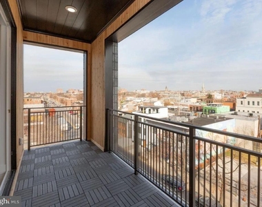 520 S Caroline Street - Photo Thumbnail 9
