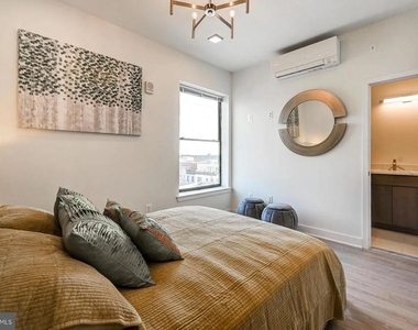 421 S Broadway - Photo Thumbnail 10