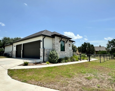 365 Warbler Dr - Photo Thumbnail 6