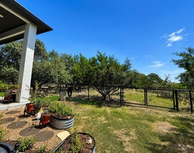 365 Warbler Dr - Photo Thumbnail 21