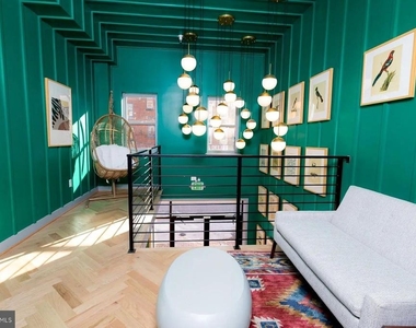 1742 Fleet Street - Photo Thumbnail 13