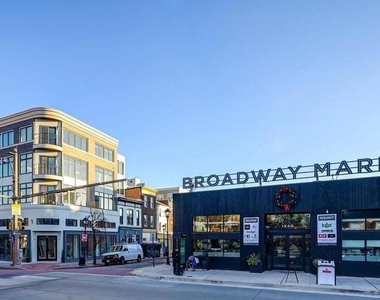 601 S Broadway - Photo Thumbnail 13