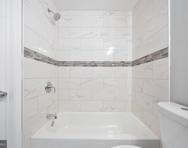 723 N Luzerne Avenue - Photo Thumbnail 17