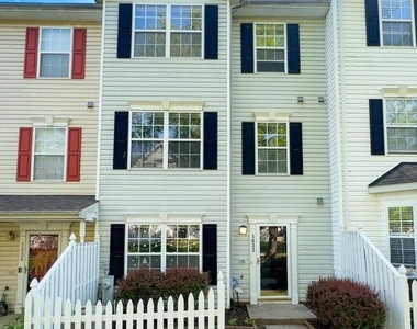 1632 Briarview Court - Photo Thumbnail 1