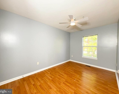 1632 Briarview Court - Photo Thumbnail 20