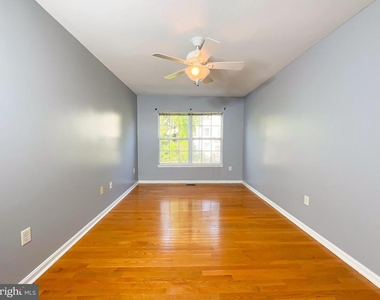 1632 Briarview Court - Photo Thumbnail 22