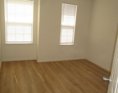 3518 Fisher Hill Road - Photo Thumbnail 9