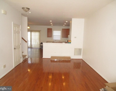 3518 Fisher Hill Road - Photo Thumbnail 4