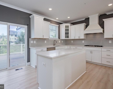 7936 Yeocomico Lane - Photo Thumbnail 15