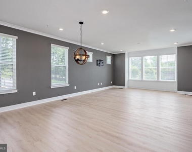 7936 Yeocomico Lane - Photo Thumbnail 5