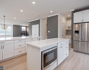 7936 Yeocomico Lane - Photo Thumbnail 12