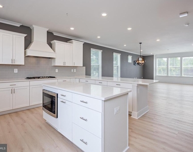 7936 Yeocomico Lane - Photo Thumbnail 10