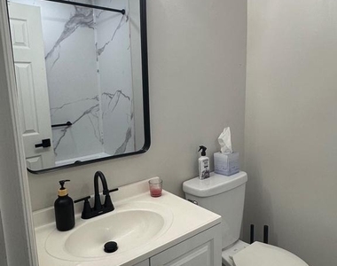2139 Commissary Circle - Photo Thumbnail 28
