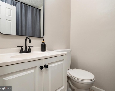 2139 Commissary Circle - Photo Thumbnail 27